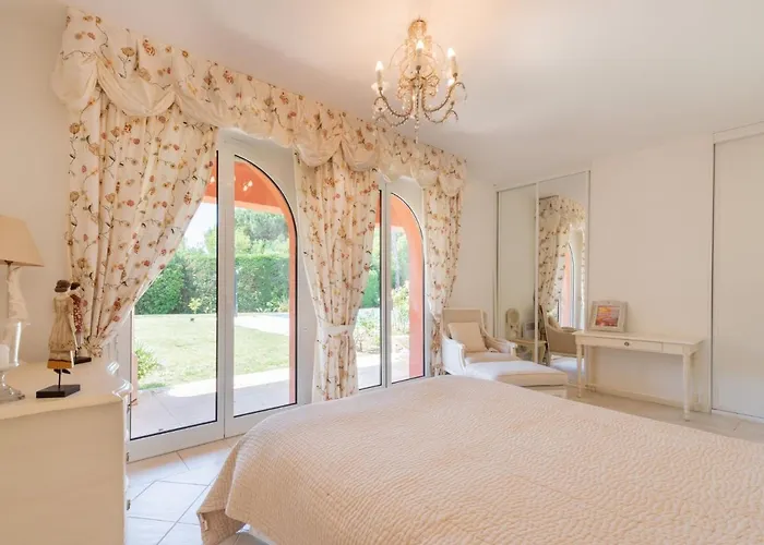 别墅 Les Mures Mures By Interhome *