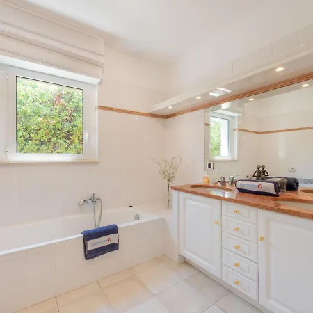 Les Mures Mures By Interhome